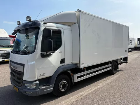 DAF LF 55 210 Frigo LBW , neue Kupplung Konvekta reefer, 70 % tyres, solar panels Klima