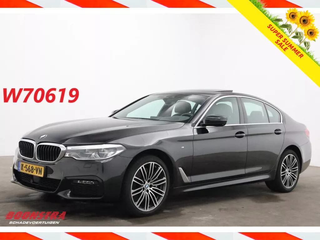 BMW 5 Serie 540i xDrive M-Sport Schuifdak HUD ACC Memory H/K Camera