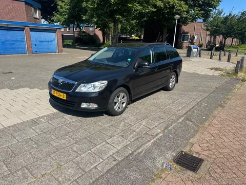Skoda Octavia Combi 1.2 TSI Ambition Business Climate Black Magic