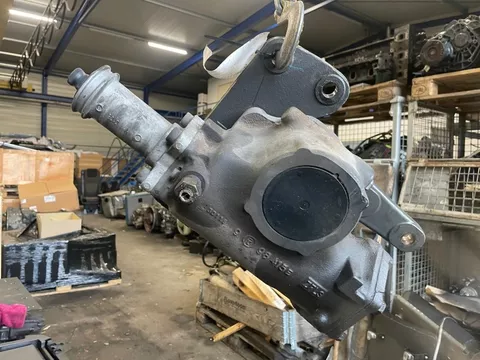 Renault 7421386315 / 21386315 / ZF 8098956122
