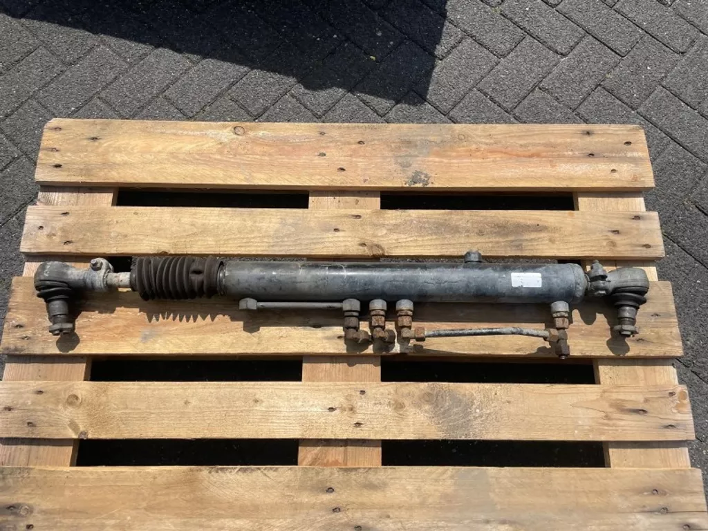 MAN 81.47501-6047 STUURCILINDER 6X2