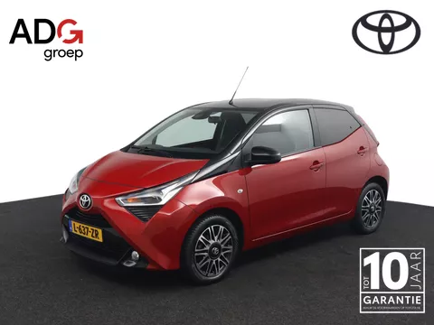 Toyota Aygo 1.0 VVT-i x-clusiv | Keyless Entry | Lederen/ stof bekleding | Climate Control | Meest Luxe uitvoering |