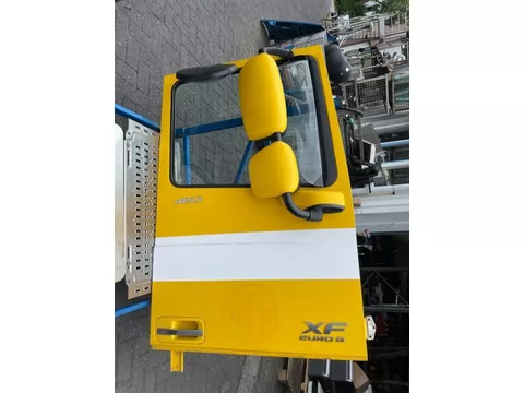 DAF 1881863 PORTIER RECHTS INCLUSIEF SPIEGELS