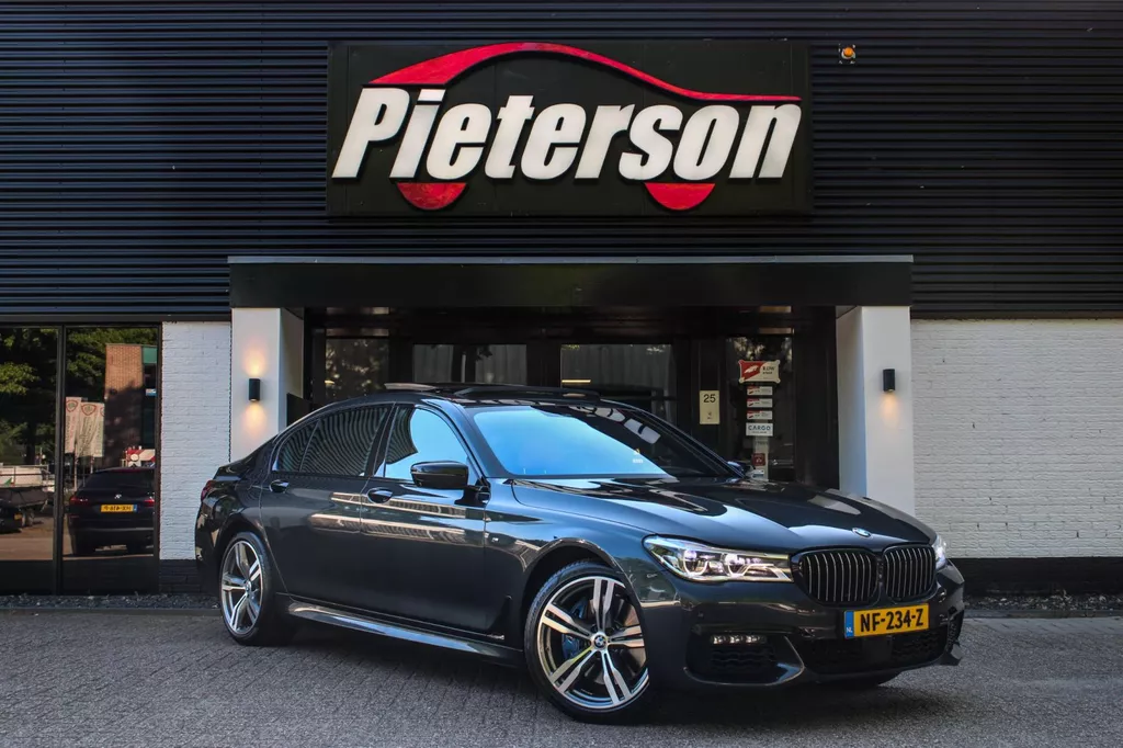 BMW 7-serie 750Li xDrive M-Pakket B&amp;W DEALER OH ALLE OPTIES