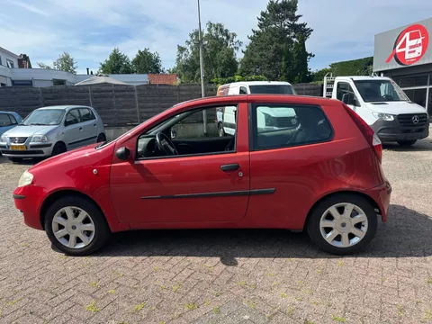 Fiat Punto 1.2 Young,APK: 11-11-2025,Rijdt Goed,895,-