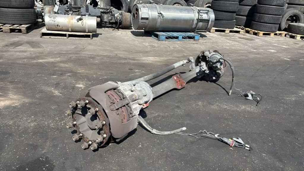Renault 7422120184 / 7423898142 FRONT AXLE