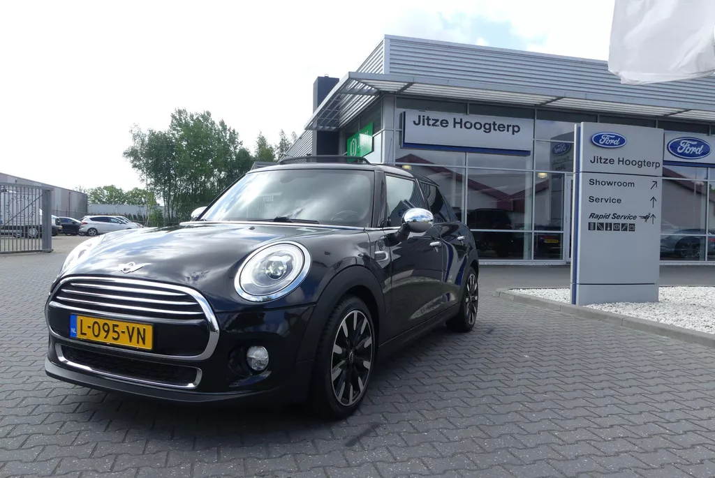 MINI Mini 1.5 Cooper Chili CLIMA, NAVI, PDC, SCHUIF/KANTELDAK, STOELVERWARMING, VOORRUITVERWARMING, 137.688KM
