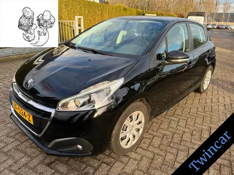 Peugeot 208 1.2 PureT. 82 5-DRS AC NAVI CRUISE NAP let op: a.s. vr12-9 en za 13-9 gesloten!