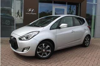 Hyundai ix20 1.6i 125pk Go! Airco Navi Camera