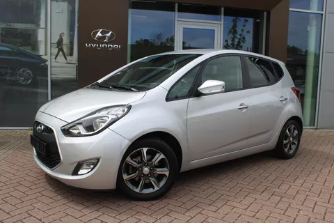 Hyundai ix20 1.6i 125pk Go! Airco Navi Camera