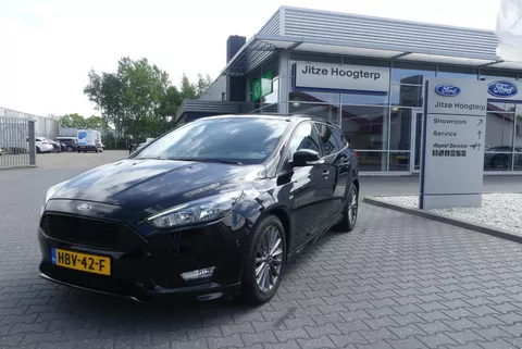 Ford Focus Wagon 1.5 ST-Line CRUISE, NAVI, WINTER PACK, APPLE CARPLAY, 94.613KM