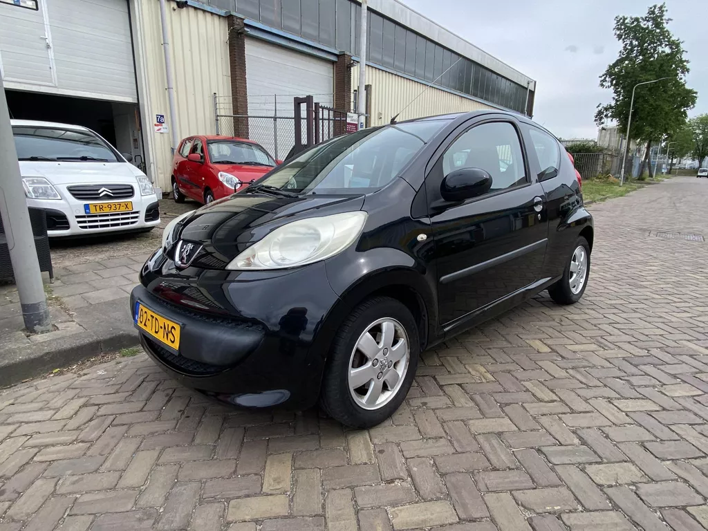 Peugeot 107 1.0-12V XS