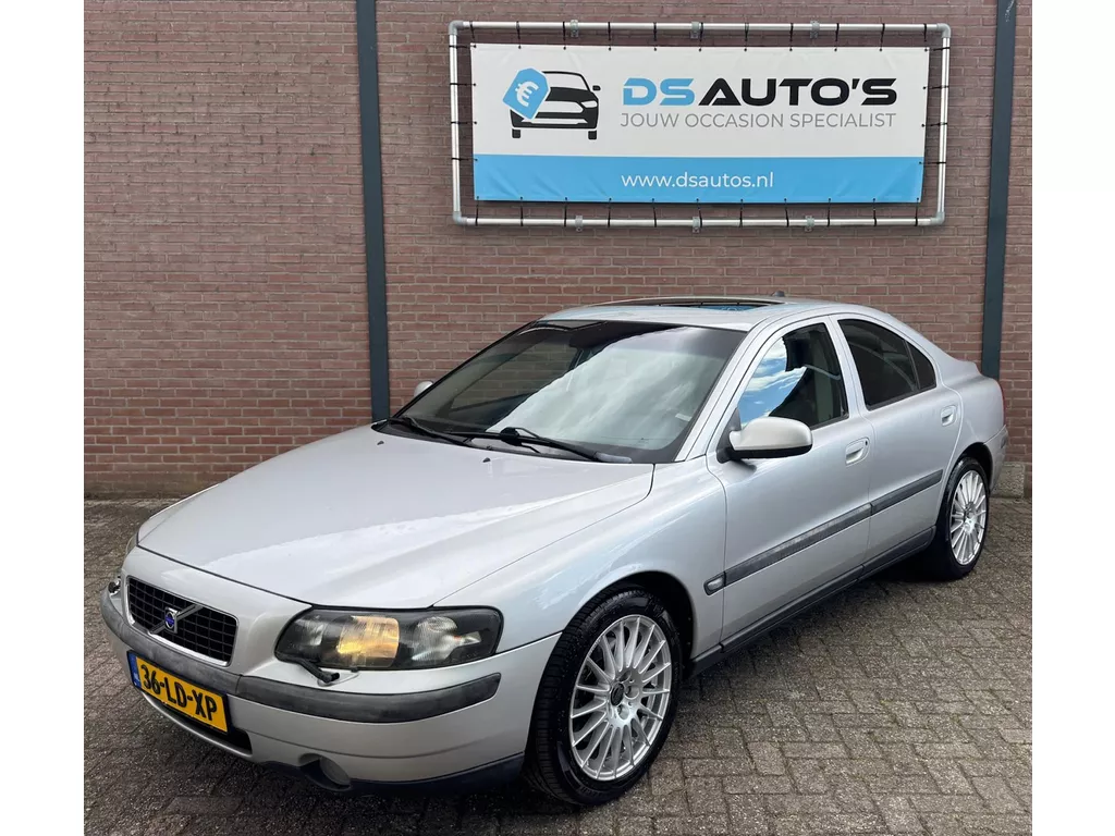 Volvo S60 2.4 T 235PK