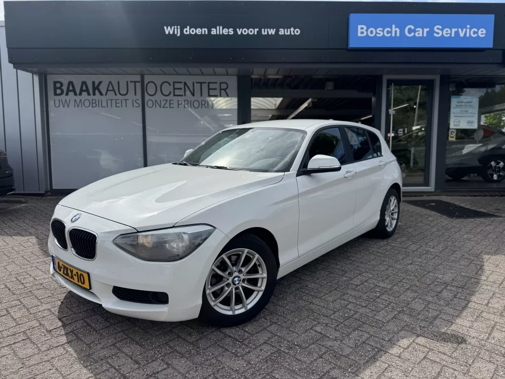 BMW 1 Serie 116i | Airco | PDC | Nieuwe distributieketting