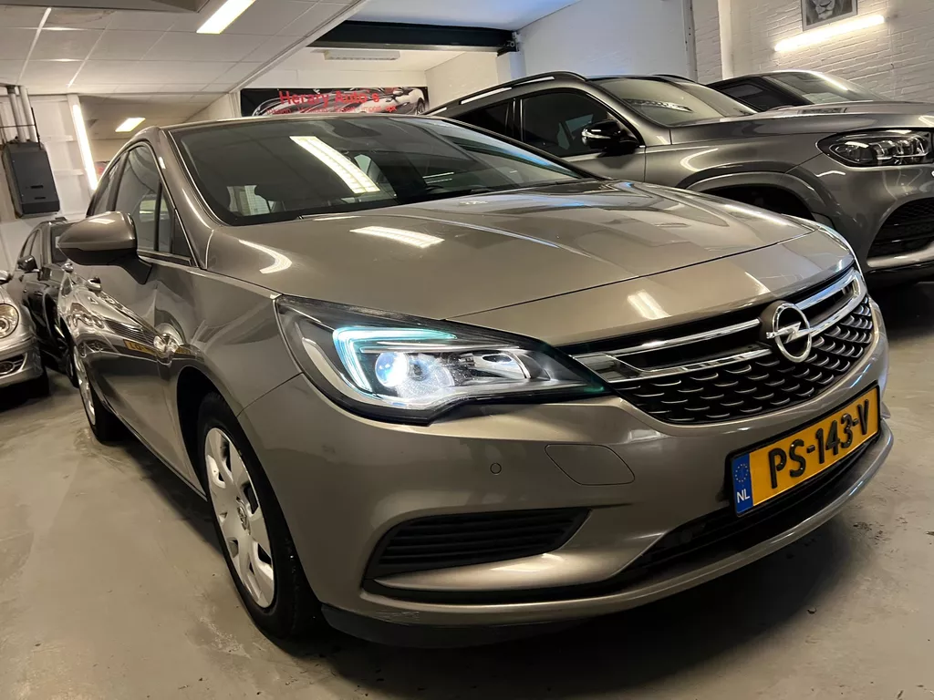 Opel Astra 1.6 CDTI 5-DOORS NAVI BJ-16 EURO-6