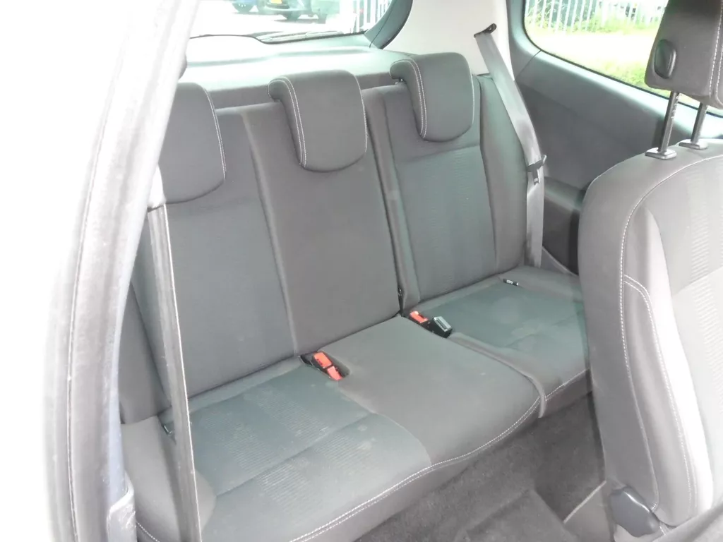 Renault Clio 1.2 Collection Nieuwe Apk Renault Clio 1.2 Collection Nieuwe Apk