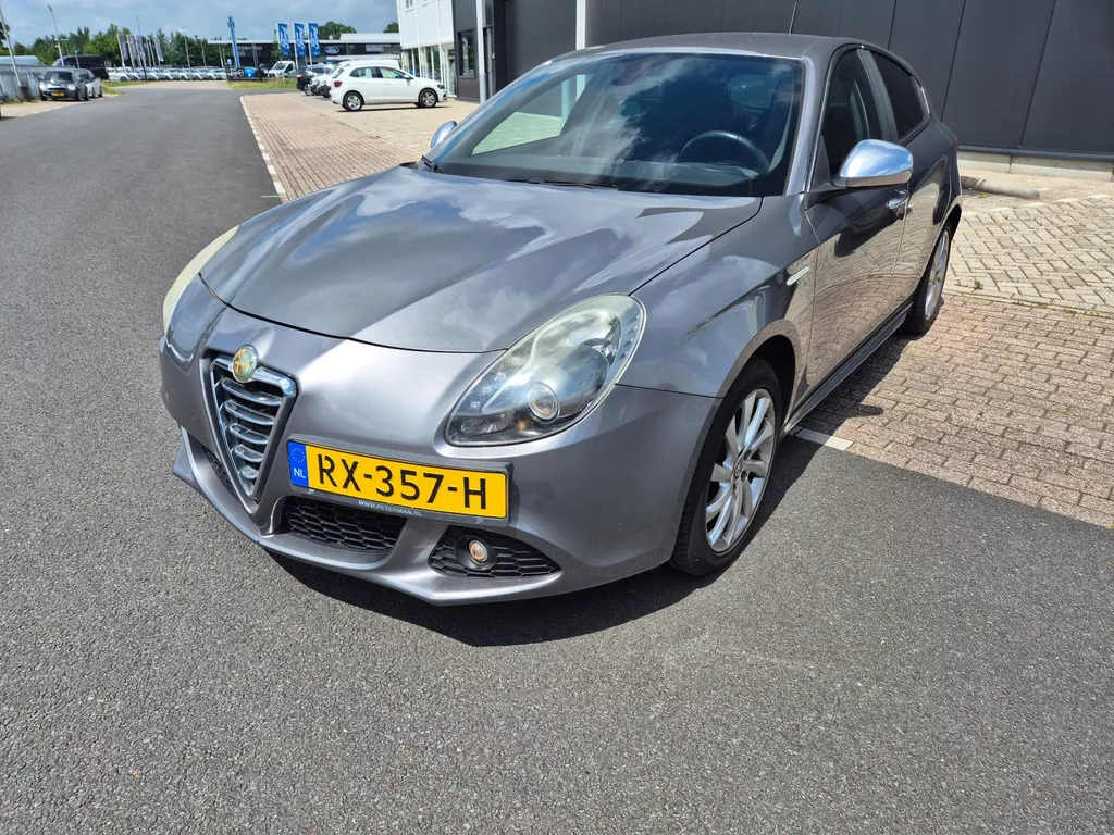 Alfa Romeo Giulietta 1.4 T Distinctive Clima Nap Apk 03-26 DNA