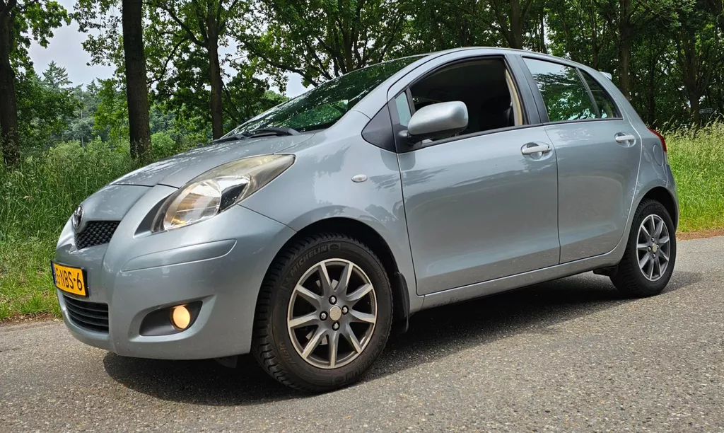 Toyota Yaris 1.3 VVTi 6 BAK Airco Rijdt perfect keurige auto