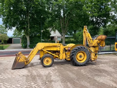 Massey Ferguson MF-205 laadgraafcombinatie/graaflaadcombinatie tractor