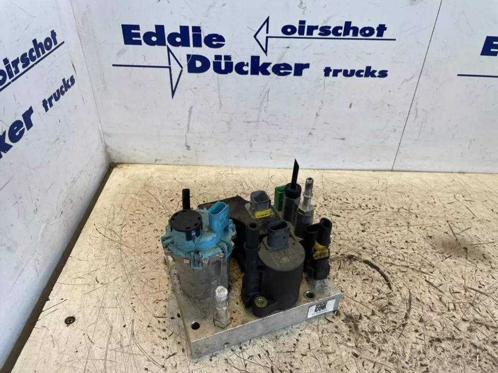 Renault 7422396038 / 7423046482 ADBLUE PUMP