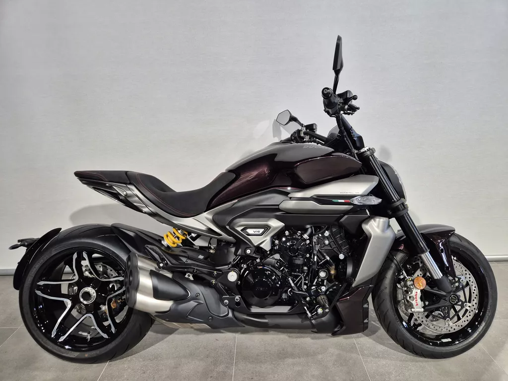 Ducati XDiavel V4