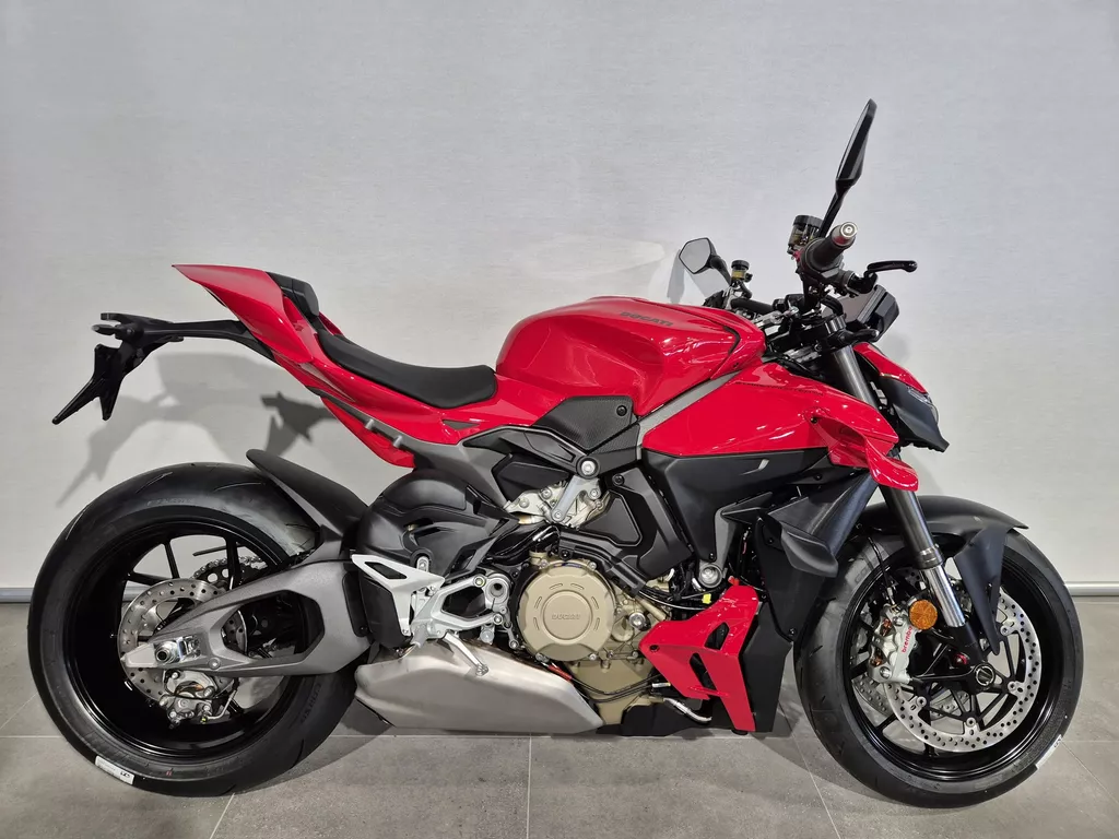 Ducati Streetfighter V4