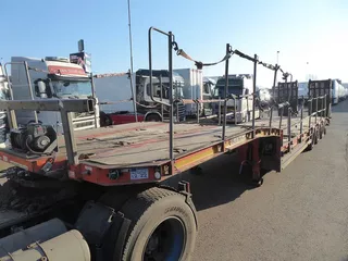 King GTS 44000 ,dieplader,2 assen zitten vast