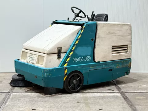 Tennant 6400 elektrische veegmachine hooglosser 36V