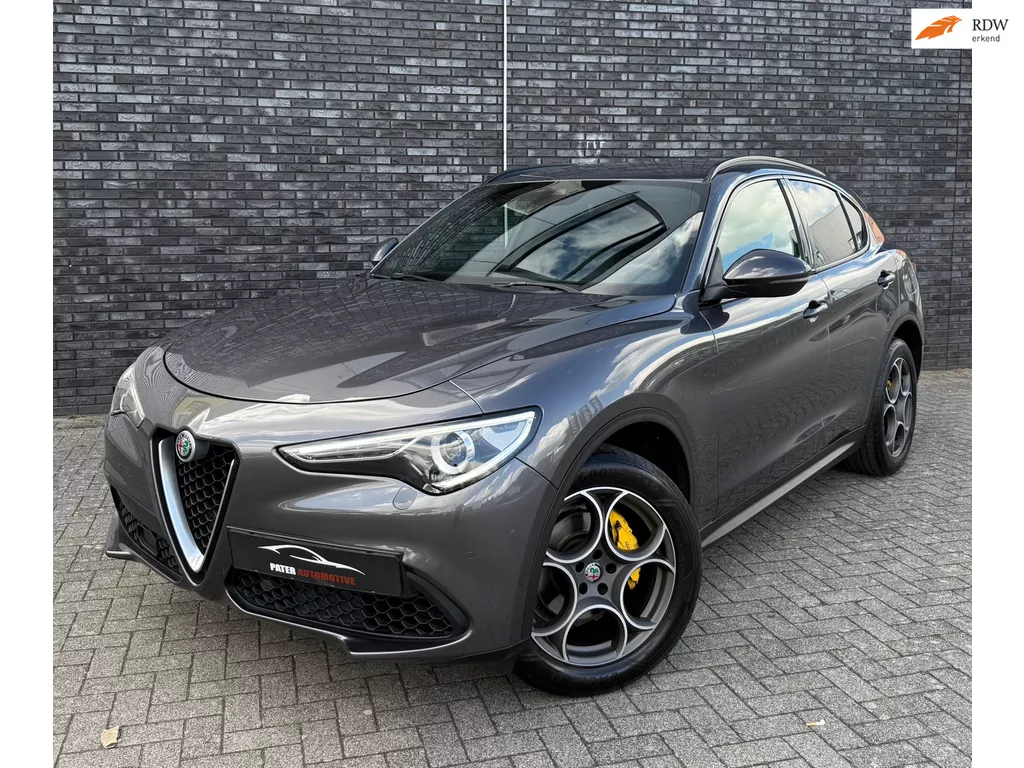 Alfa Romeo Stelvio 2.0 T 280pk AWD Dealer Ondh|2300kg Trekgewicht|Camera|ACC|Nieuwstaat