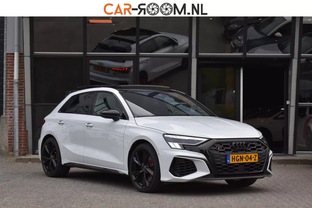 Audi A3 Sportback 2.0 TFSI S3 quattro Keyles Pano Sfeer ACC Camera