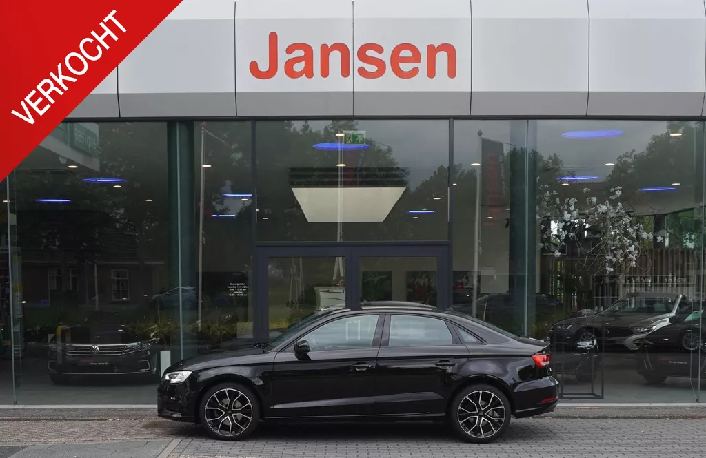 Audi A3 Limousine 30 TFSI Pro Line | Cruise control | Navi | 18&quot;