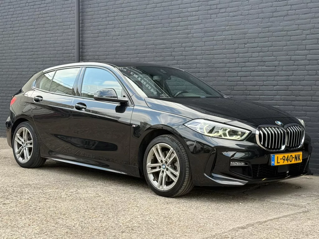 BMW 1-serie 118i M SPORT Plus NAVI | PDC | LEDER | CRUISE | AUTOMAAT | BTW