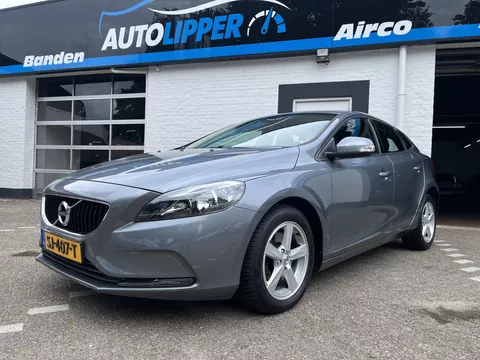Volvo V40 2.0 T2 Kinetic /Lm velgen/All season banden/Nieuwe apk bij aflevering.