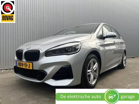 BMW 2-serie Active Tourer 225XE M SPORT PHEV SOH 84% | pano | apple carplay| verwarmde voorstoelen | leder | harman kardon geluidsinstallatie|