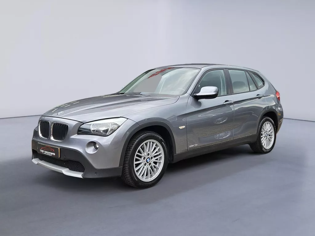 BMW X1 sDrive18i /Apple Carplay/Airco/Parkeersens.V+A/Elektrische ramen V+A/(MET GARANTIE*)