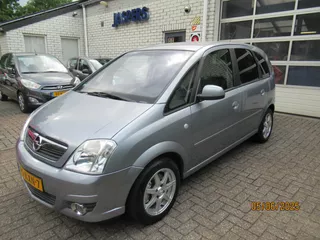 Opel Meriva 1.6-16V Cosmo