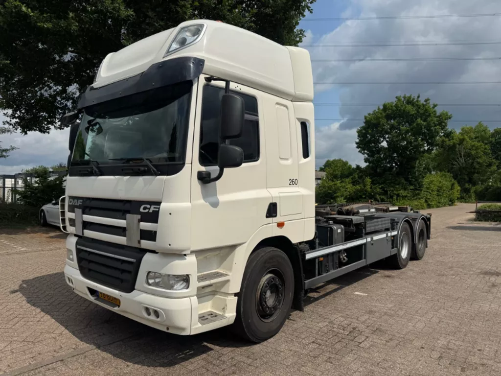 DAF 85 85CF 410 EURO 5 6X2