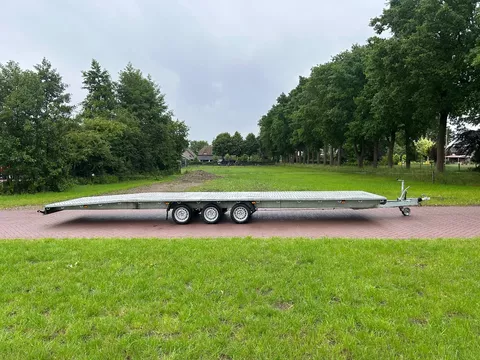 Niewiad&oacute;w Aanhanger 3500 kg met oprijplaten 2023