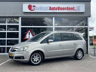 Opel Zafira 2.2 Cosmo 7 Persoons / APK: 5-2026! / Clima / Cruise