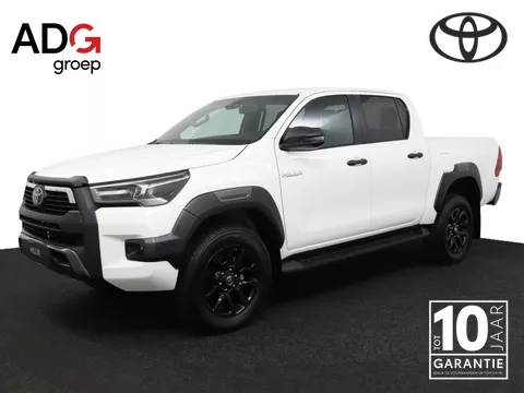 Toyota HiLux 2.8 D-4D Double Cab Hybrid Invincible VAN | Adaptive Cruise Control | Automaat | Navigatie | Parkeersensoren | Achteruitrijcamera | Lederen bekleding | Apple Carplay | Android Auto |