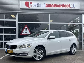 Volvo V60 2.4 D6 AWD Plug-In Hybrid Limited /Climate/Cruise/ Stoel- en stuurverw/Trekhaak/Navi/Onderhouds hist/