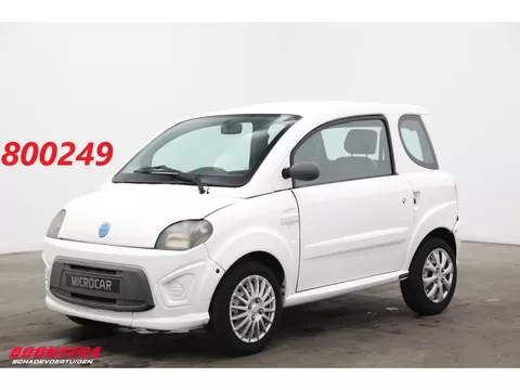 Microcar Du&eacute; Leder