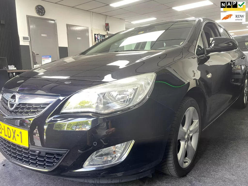 Opel Astra 1.4 Turbo Edition