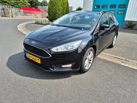 Ford Focus Wagon 1.0 Lease Edition Clima Nap Apk 05-26