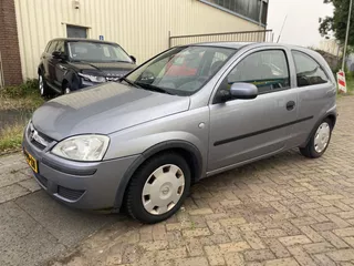 Opel Corsa 1.2-16V Rhythm