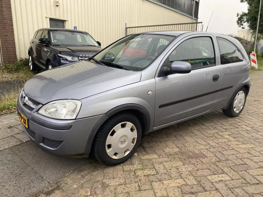 Opel Corsa 1.2-16V Rhythm