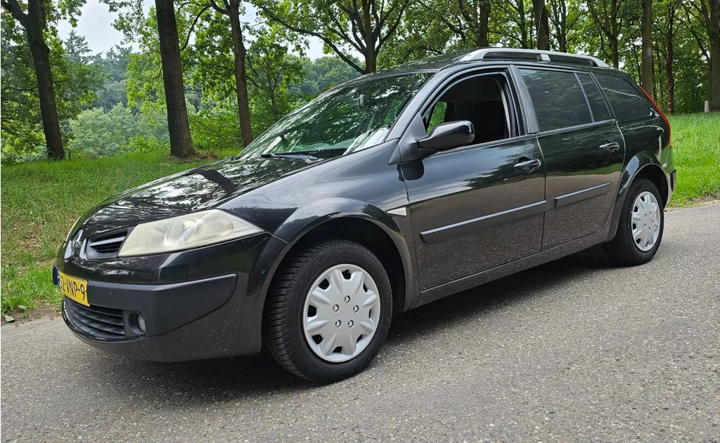 Renault M&eacute;gane 1.5 dCi GRIJS KENTEKEN 06-05-2026 APK Airco