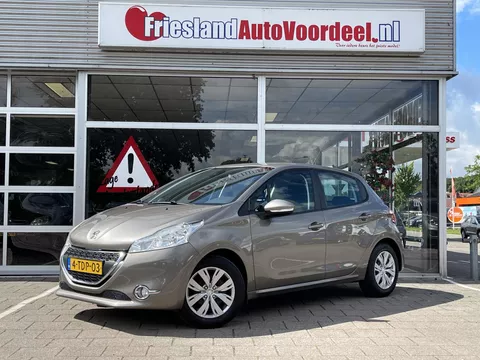 Peugeot 208 1.2 VTi Envy 5 Deurs / Cruise / Clima / 91.990 KM! / 2014