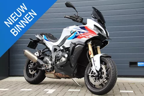 BMW S1000XR M | M pakket | M gesmeden wielen | Akrapovic | Alle pakketten