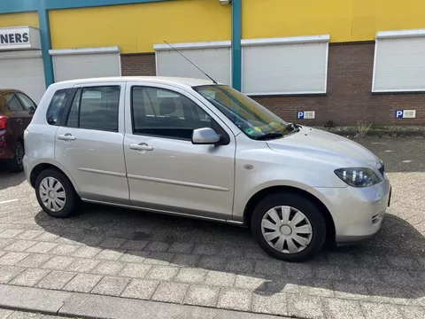 Mazda 2 1.4 Touring